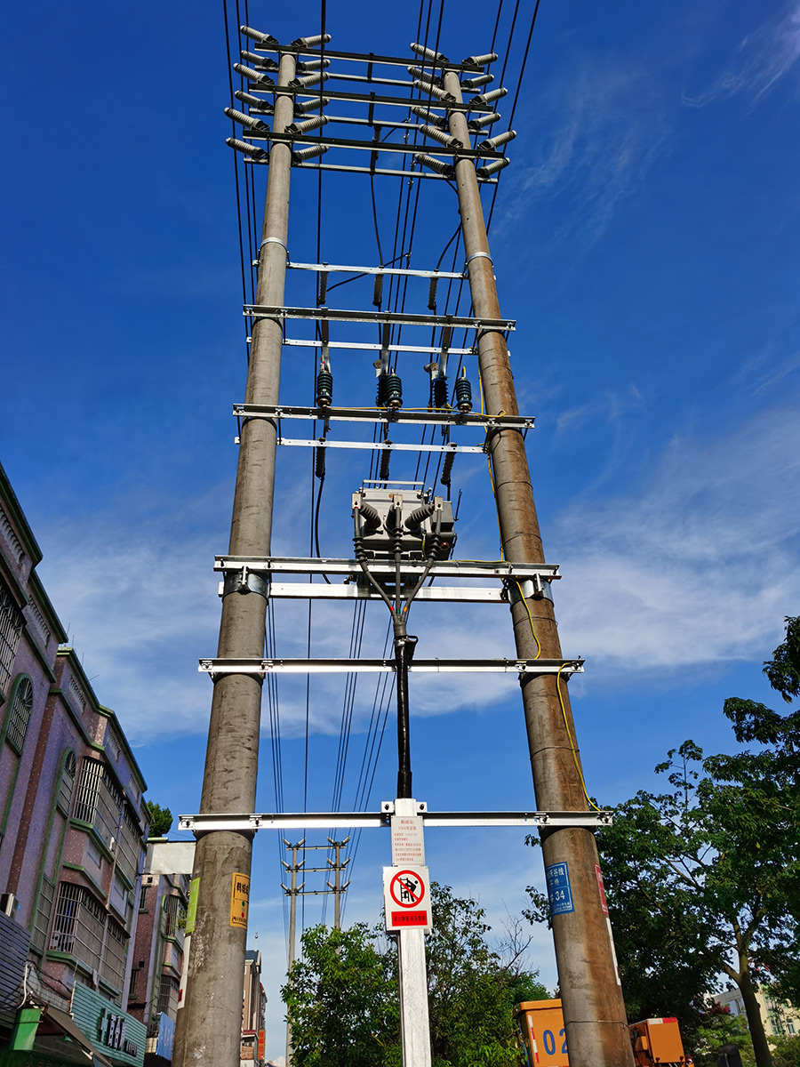 鶴山郁豪電光源有限公司（時代風華商住樓）住宅小區臨電配電工程2.jpg